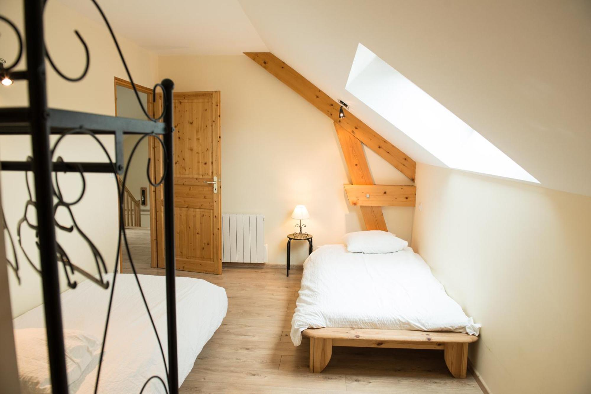 Au Bonheur Des Retrouvailles Hotel Denonville Eksteriør billede